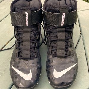 Men’s Nike “Force” football cleats